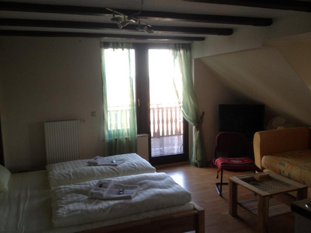 Hotel Ausspann Heidenau  Δωμάτιο φωτογραφία