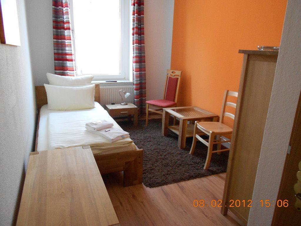 Hotel Ausspann Heidenau  Δωμάτιο φωτογραφία